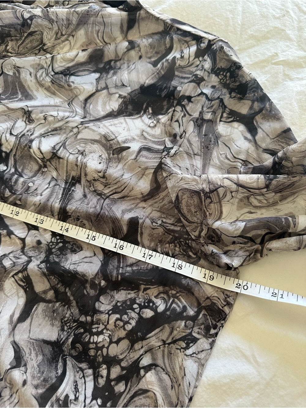 Zella Marble-Effect Long Sleeve Mesh Top, size large - Picture 10 of 12